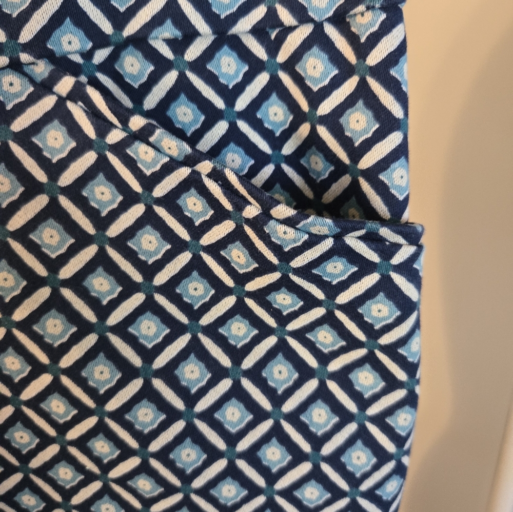 Croft Borrow:Blue and White Geometric Pattern Capri - Picture 2 of 3